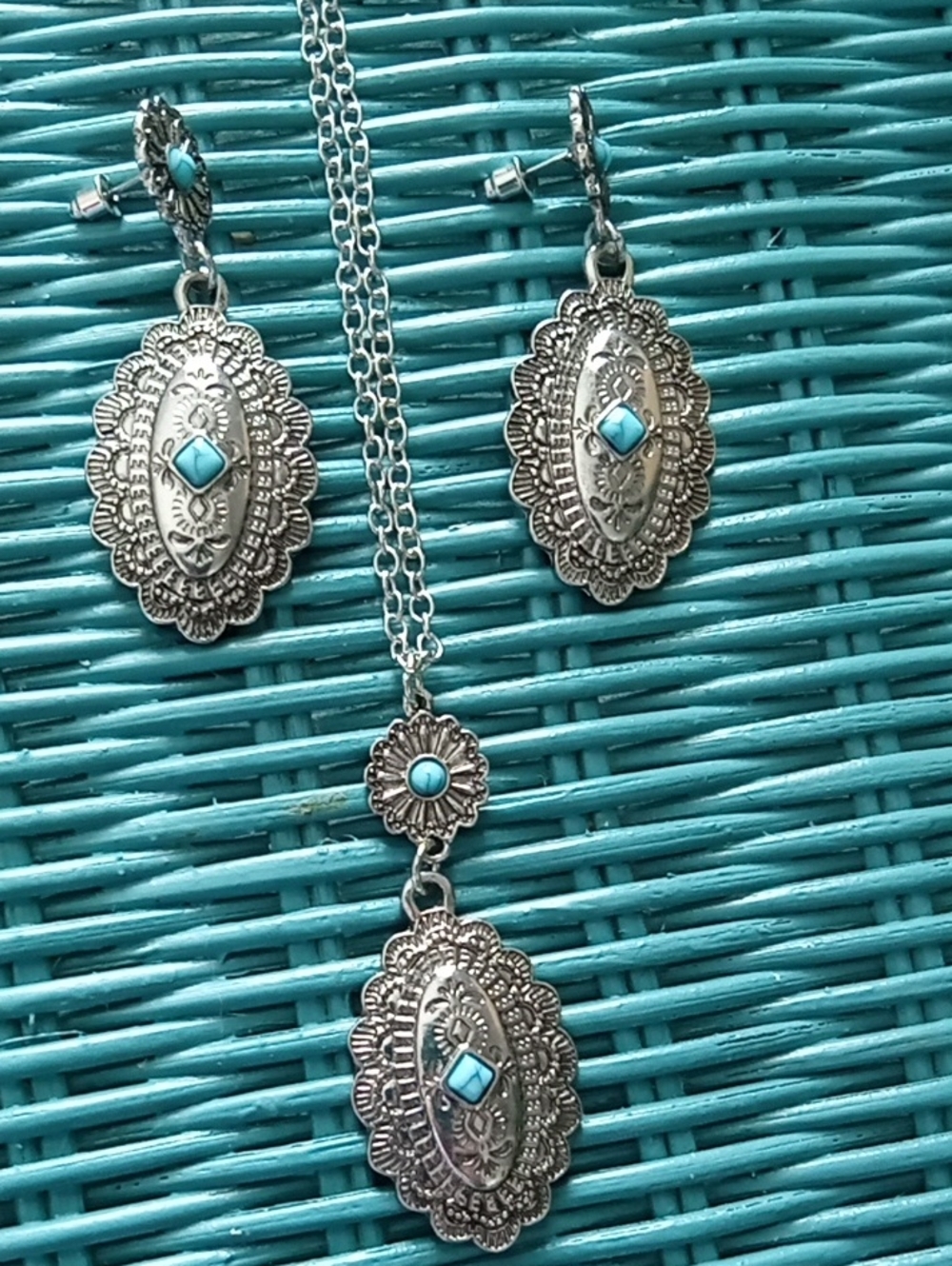 Turquoise Jewelry Set